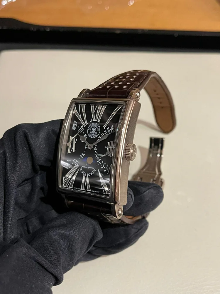 Roger Dubuis Much More Bi-Retrograde Calendar WG